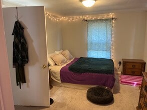 437 S Peachtree St in Ponca City, OK - Building Photo - Building Photo