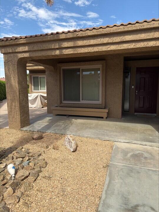 44299 Capri Ct in Palm Desert, CA - Building Photo