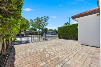 3111 SW 12th St in Miami, FL - Building Photo - Building Photo