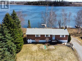 198 O'Reilly Ln in Kawartha Lakes, ON - Building Photo