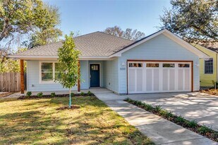 3233 Sandage Ave in Fort Worth, TX - Building Photo