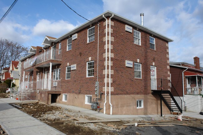 3000-3006 Kingsland Ave in Bronx, NY - Building Photo - Building Photo