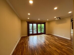1402 Newfoundland Dr in Sunnyvale, CA - Building Photo - Building Photo