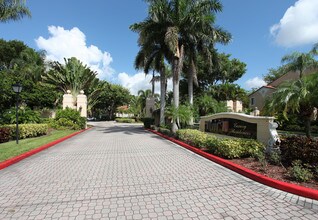 Milano in West Palm Beach, FL - Building Photo - Building Photo