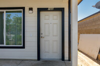 Pioneer Cottages in Bakersfield, CA - Building Photo - Building Photo