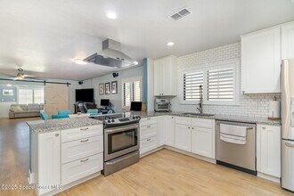 106 Seawind Dr in Satellite Beach, FL - Building Photo - Building Photo