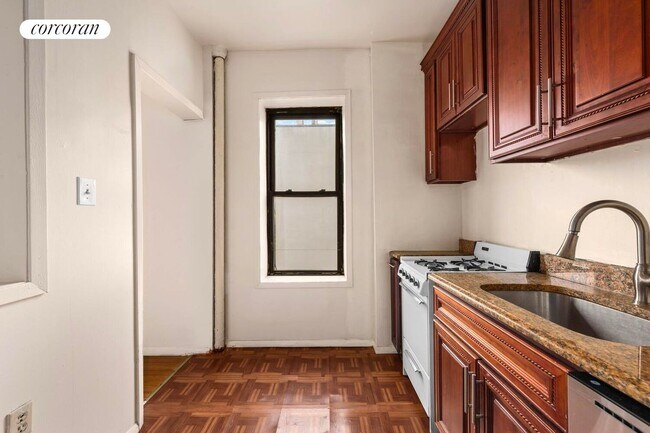 261 14th St in Brooklyn, NY - Building Photo - Building Photo