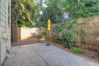 2744 Rochelle St in Santa Rosa, CA - Building Photo - Building Photo