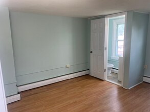 1348 Vienna St in Northampton, PA - Building Photo - Building Photo