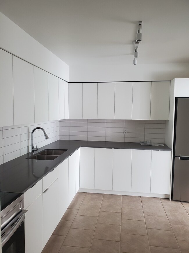 property at 1480-1480 Boundary Crescent