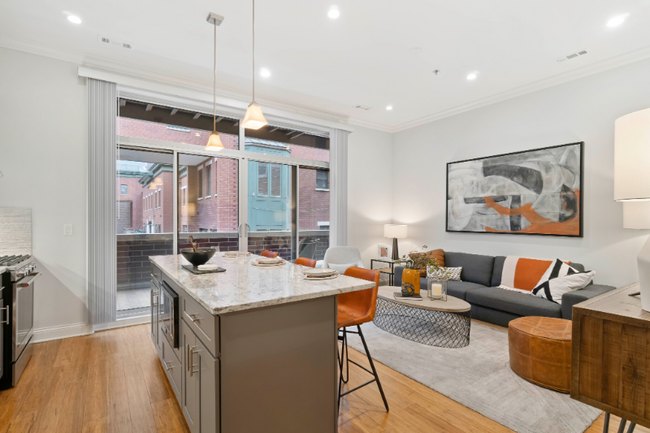 property at 1088 W Monroe St