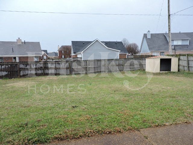 5324 Farm Ridge Dr in Memphis, TN - Building Photo - Building Photo