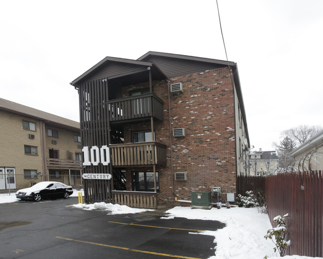 The Century in Stamford, CT - Foto de edificio - Building Photo