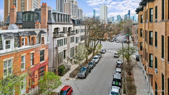 1917 N Lincoln Park W in Chicago, IL - Building Photo - Building Photo