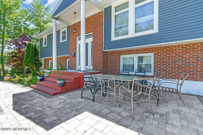 property at 1804 Brockton Ave