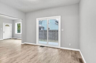 1029 Sherman Ave in South Bend, IN - Building Photo - Building Photo