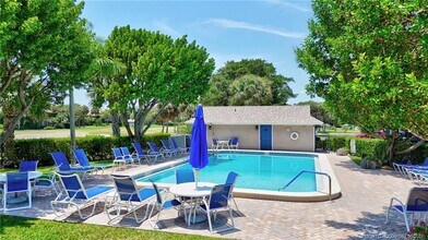 324 Golfview Cir in Stuart, FL - Building Photo - Building Photo