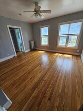 4601 N Beacon St, Unit 4602-2B in Chicago, IL - Building Photo - Building Photo