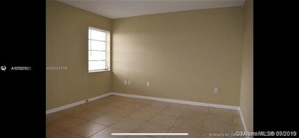 399 NW 72nd Ave-Unit -305 in Miami, FL - Building Photo - Building Photo
