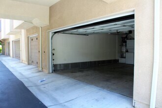 441 Almond Rd in San Marcos, CA - Building Photo - Building Photo