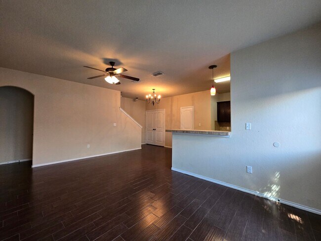 203 Anne Louise Dr in New Braunfels, TX - Building Photo - Building Photo