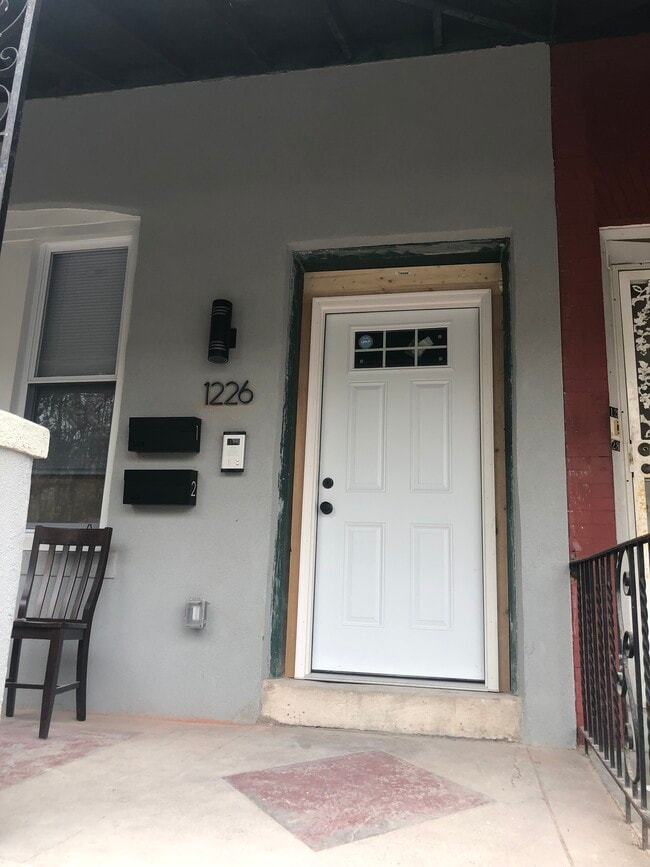 1226 N Redfield St photo'