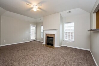 5 Hill Crest Cir in Hiram, GA - Building Photo - Building Photo
