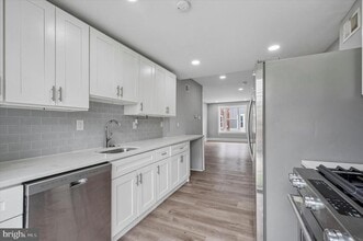 1512 S Bailey St in Philadelphia, PA - Building Photo - Building Photo