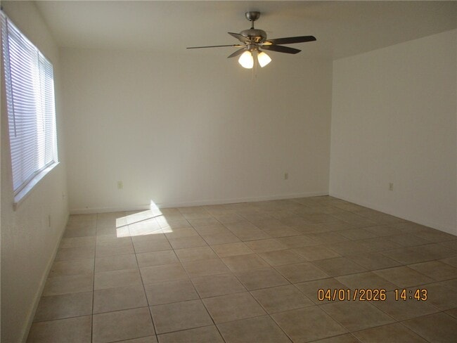 1235 Navajo Dr in Bullhead City, AZ - Building Photo - Building Photo