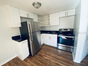 4424 57th Ave N in St. Petersburg, FL - Building Photo - Building Photo