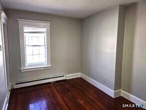 47 Lexington Ave in Waterbury, CT - Building Photo - Building Photo