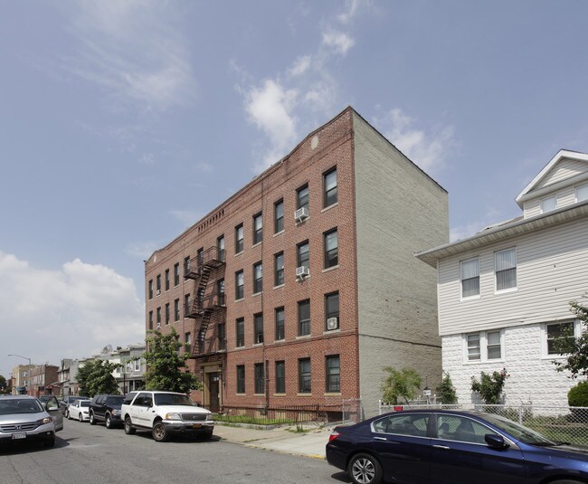 1397 E 2nd St in Brooklyn, NY - Foto de edificio - Building Photo