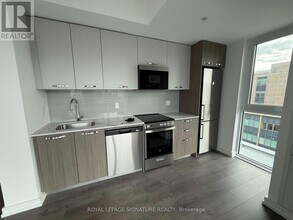 75 James St S in Hamilton, ON - Building Photo - Building Photo