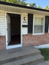 10421 Renfrew Dr in St. Louis, MO - Building Photo - Building Photo