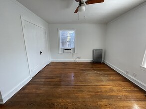 833 Hamlin St in Evanston, IL - Building Photo - Building Photo