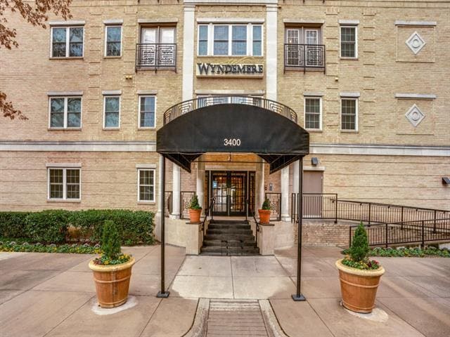 property at 3400 Welborn St
