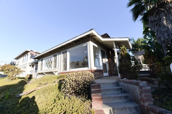 property at 810 Buena Vista