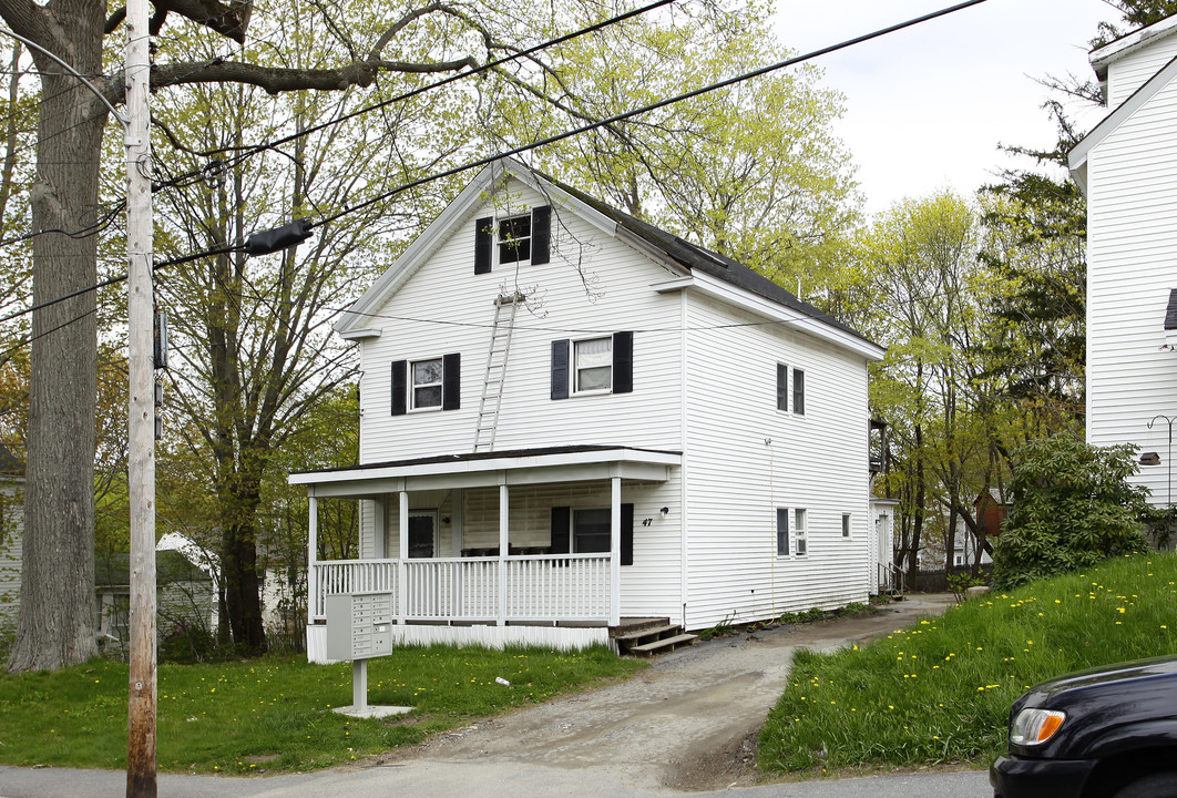 47 Court St in Bath, ME - Foto de edificio