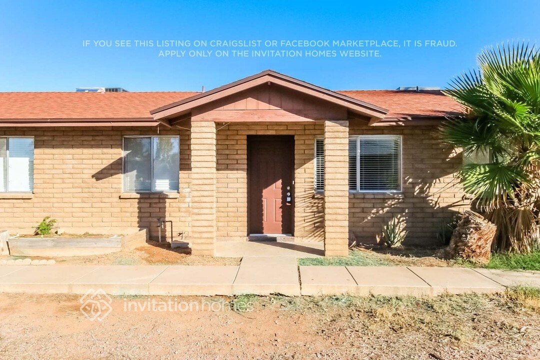 535 S Udall in Mesa, AZ - Building Photo