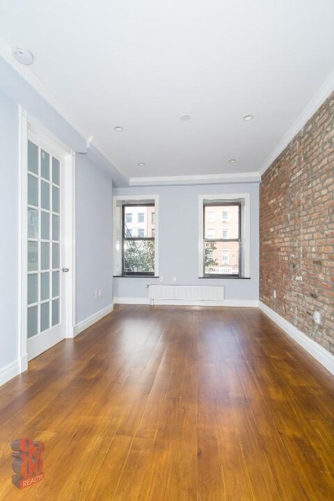 202 E 13th St, Unit 4A in New York, NY - Building Photo