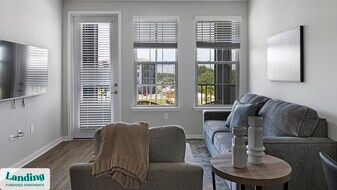 4902 Cosmos Cir in Wimauma, FL - Building Photo