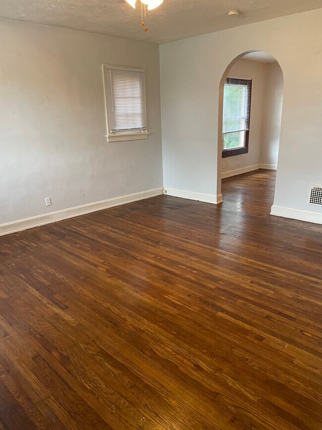 1701 Cleveland Ave Rentals in Norwood, OH