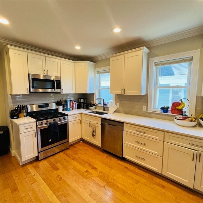 42 Burton St, Unit 2