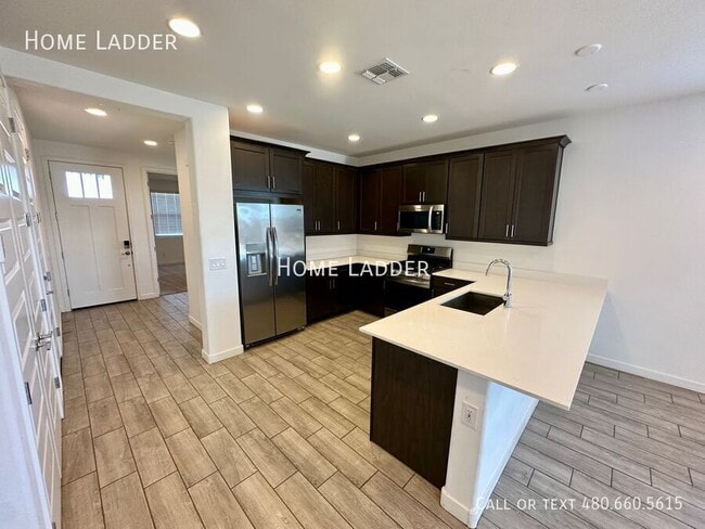 23083 E Pegasus Pkwy in Queen Creek, AZ - Building Photo - Building Photo