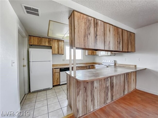 property at 4768 W Sand Creek Ave