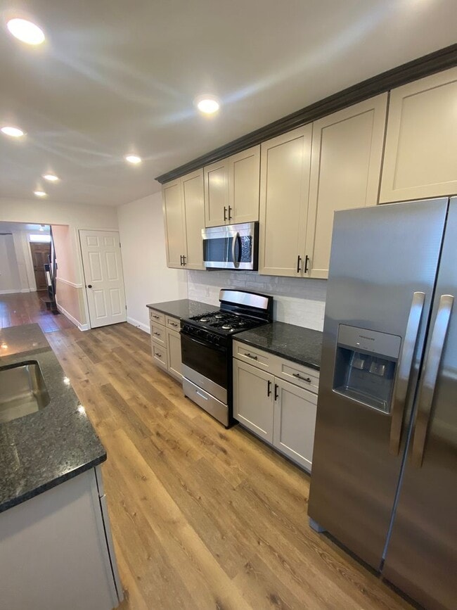 307 1/2 Coral St in Lancaster, PA - Building Photo - Building Photo