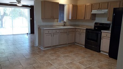5071 S Cherry Ave in Tucson, AZ - Building Photo - Building Photo