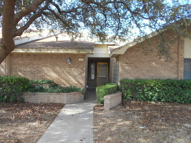 property at 6816 Frankford Ave