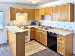 1812 17th St in Boulder, CO - Building Photo - Building Photo