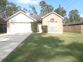 446 N Compass Rose Cir in Crosby, TX - Building Photo